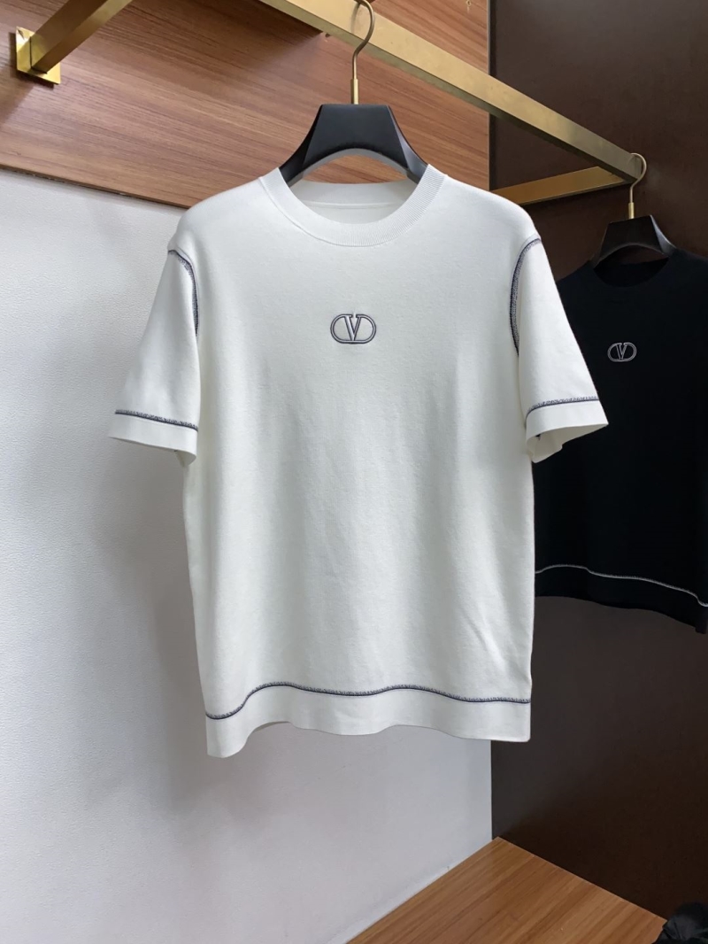 Va1e*ntin0 shirt